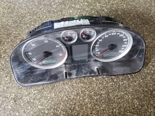 VW PASSAT Variant B5 3B6 Kombiinstrument 3B0920809E 1.90 Diesel 2004 33855146