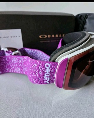 NEW Oakley Flight Deck M Snow Goggles-Prizm- Garnet Lens | eBay