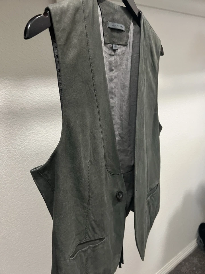 Chaleco de gamuza de cabra John Varvatos 48 para hombre espalda de algodón oliva Foto 3 de 4