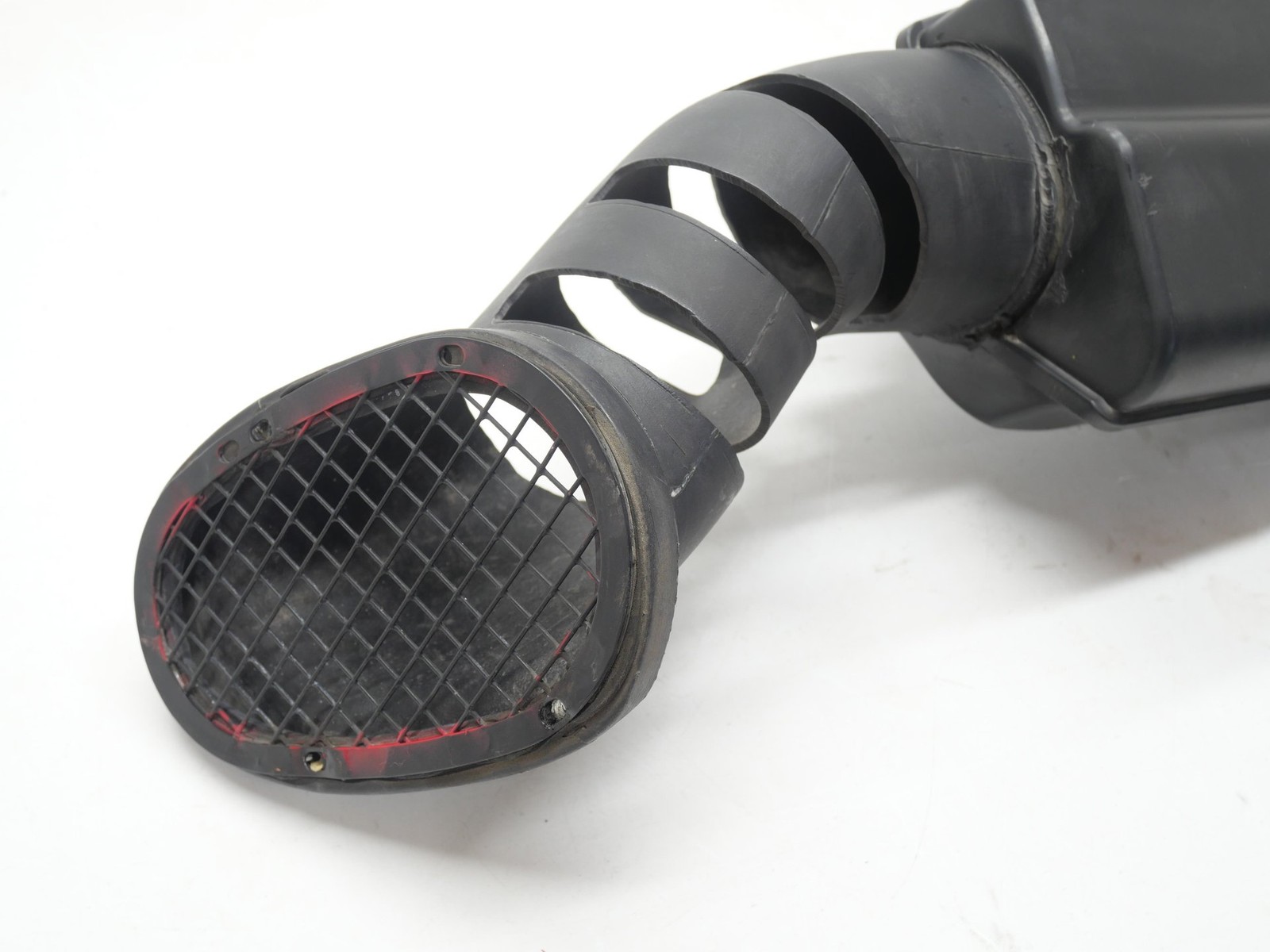 2001 Ferrari 360 Spider Rear Engine Air Intake Tube Duct Resonator Conveyor OEM