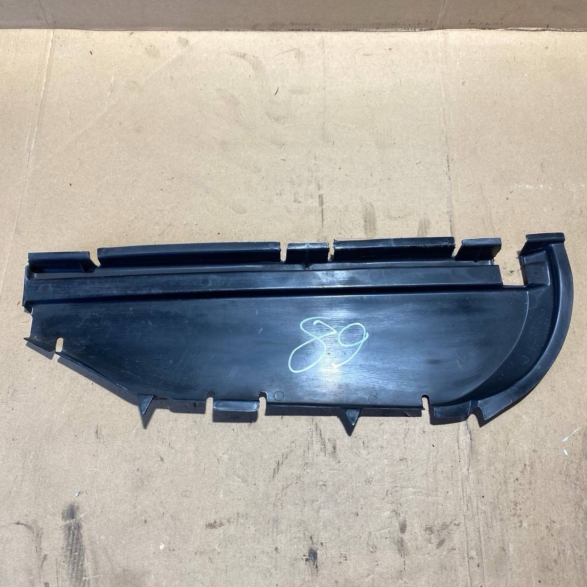 Mercedes-Benz W201 190E Sedan Sunroof Mechanism Cable Cover Slide