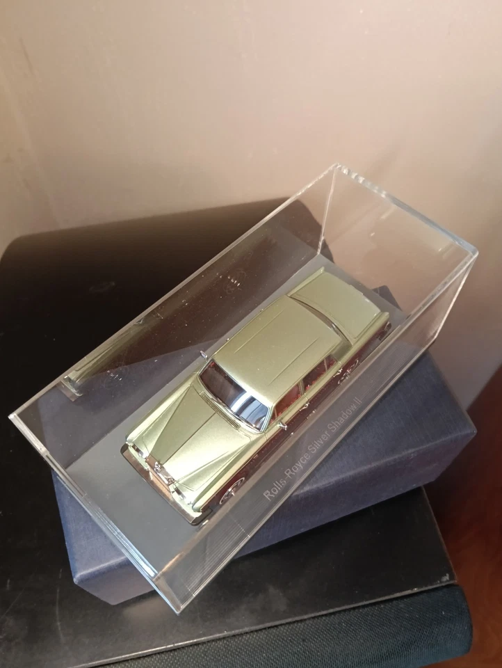 Véhicule Miniature Rolls-Royce Silver Shadow II 1:43 NEO 44180, Neo Scale Models - Photo 4/4