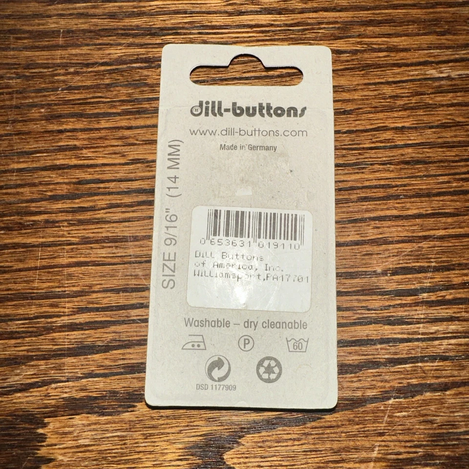 New Vtg 2pk Dill Buttons #1911 9/16” 14 MM Made In Germany 24 K Gold Plated - Image 2 of 3