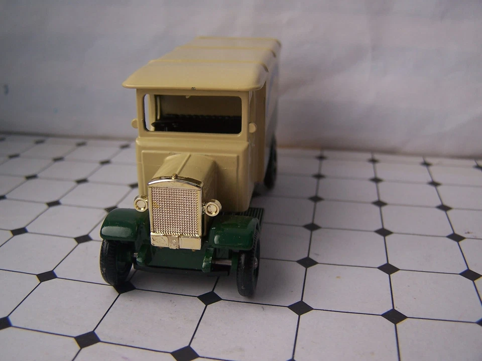 LLEDO, MORRIS VAN, CHIVERS & SONS, LIMITED EDITION, DIE CAST MODEL, VINTAGE - Image 4 of 4