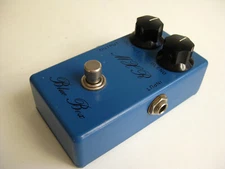 Vintage 1975 MXR Blue Box Octave Fuzz Guitar Effect Pedal Script Logo USA