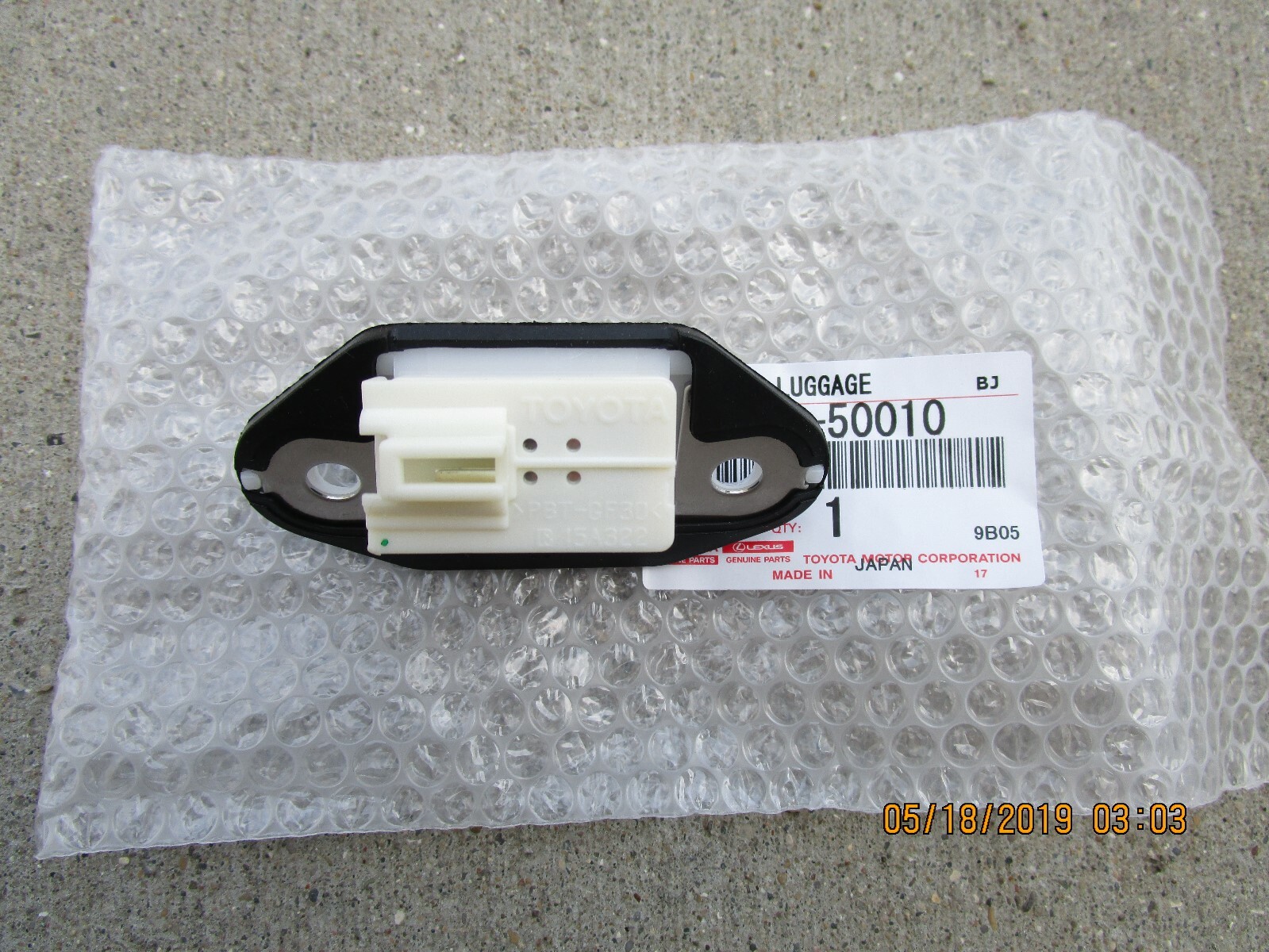 FITS 04 06 LEXUS LS430 TAILGATE TRUNK LID OPENER RELEASE SWITCH