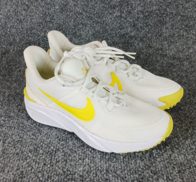 Nike Kid's Size 3.5y Star Runner 4 GS Summit White Opti Yellow Sneakers