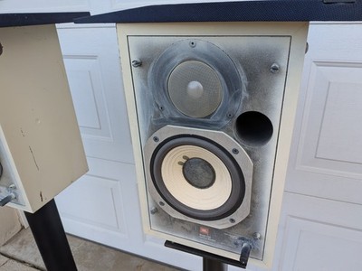 Vintage 1980's Professional JBL 4401 Control Studio Monitor