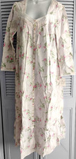 Eileen West Floral Long Sleeve Cotton Lawn Button Front Ballet Nightgown Robe L