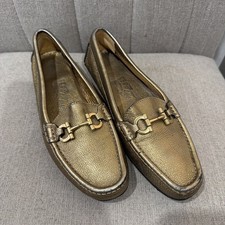 Salvatore Ferragamo Gancini Driver Loafers Women s Gold Leather Italy 5.5