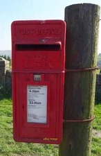 Photo 6x4 Close up, Elizabeth II postbox on Slack Top, Slack Hebden Bridg c2019