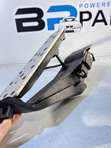 BMW E39 Manual Pedal Set 21526773670 35426876898 35216752780 35311161586 - Picture 12 of 24