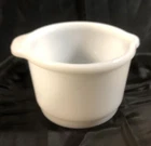 Vintage White 1.25 Qt (5 Cup) Milk Glass Small Mixing Bowl Handle Pour Spout EUC