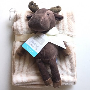 Nwt Infant Hudson Baby Moose Plush Toy Blanket Girl Or Boy Baby Gift Ebay
