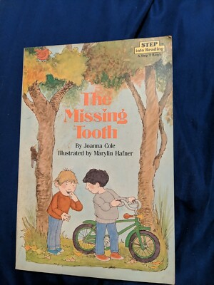 The Missing Tooth (Step into Reading) - Paperback By Cole, Joanna - GOOD