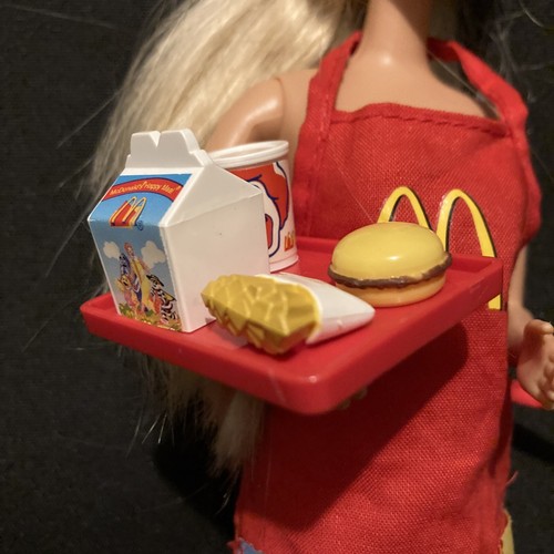 Muñeca Barbie McDonalds Fun Time Set de Regalo 2001 Muñeca Usada Con Sombrero Delantal Y Bandeja - Imagen 3 de 8