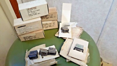 *NEW* lot of (10) BOMAC 6890 ''BL650 Mfr.'' electron tubes (5960-892-3323)