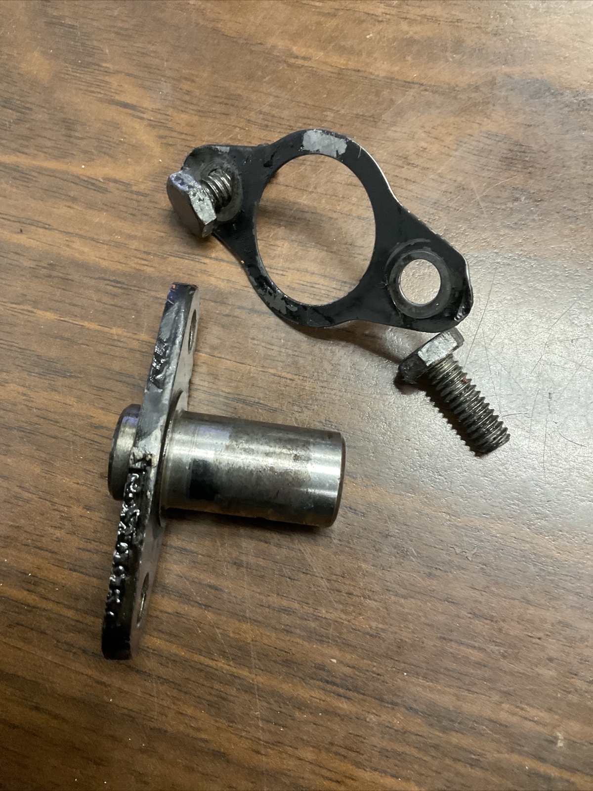 Idler Gear Shaft w Lockplate and Bolts P/N 61151 eBay