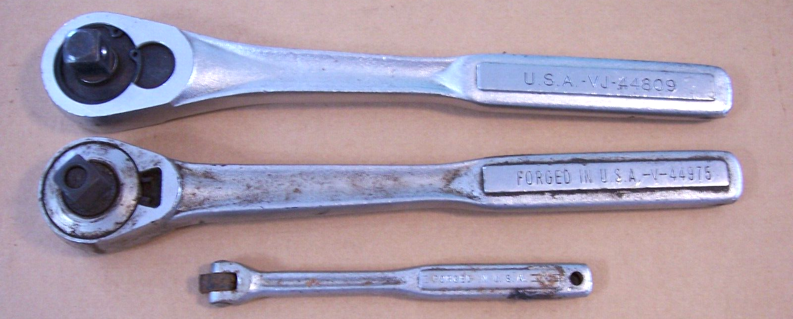 Craftsman 1/2" Ratchets VJ44809 V44975 + 1/4" x 6" Breaker Bar