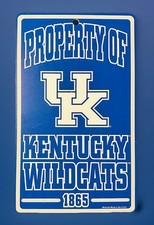 KENTUCKY WILDCATS 8”X 12” PLASTIC WALL DECOR MADE BY WINCRAFT