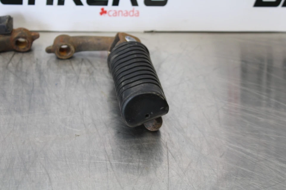 78-79 HONDA GOLDWING 1000 REPOSAPIÉS DELANTEROS JUEGO CLAVIJAS PELDAÑOS PAR BB171 Foto 3 de 4