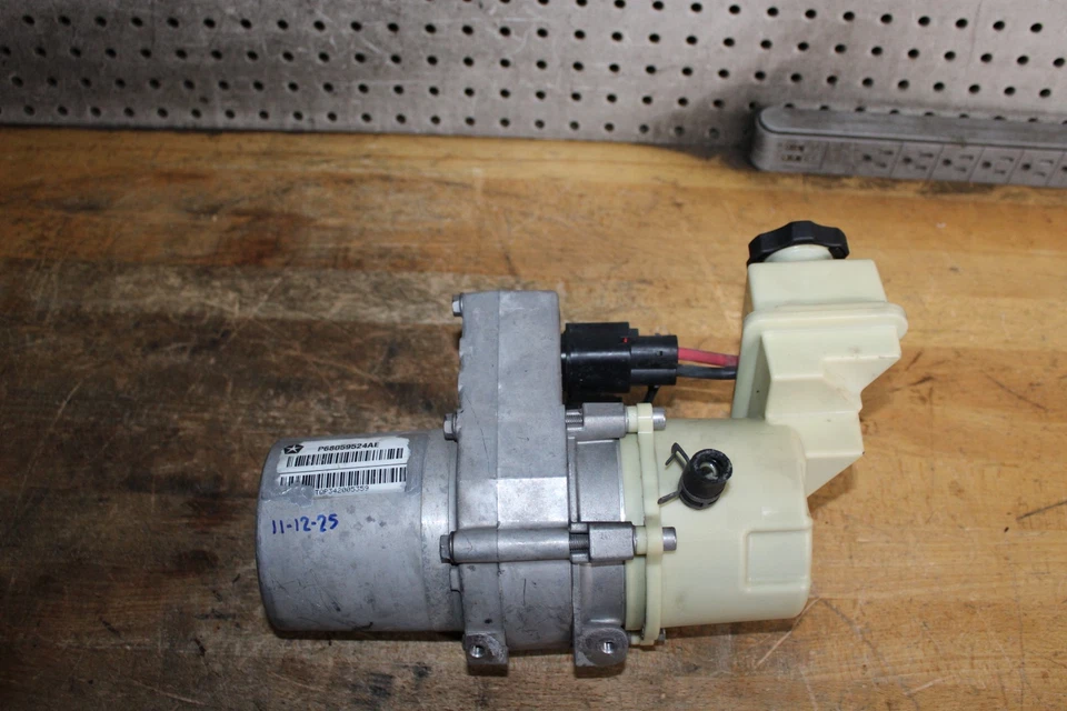 2011-2015 DODGE CHARGER 2011-2014 CHRYSLER 300 ELECTRIC POWER STEERING PUMP Foto 2 de 4