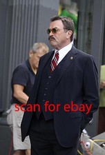 Magnum PI - Tom Selleck - Exclusive PHOTO 8x10 Rare FOTO 43780