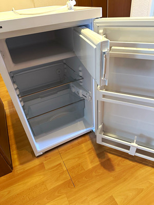 Liebherr Kühlschrank, Weiß mit Gefrierfach, wie neu, (H x B x T) 85 x 50 x 62