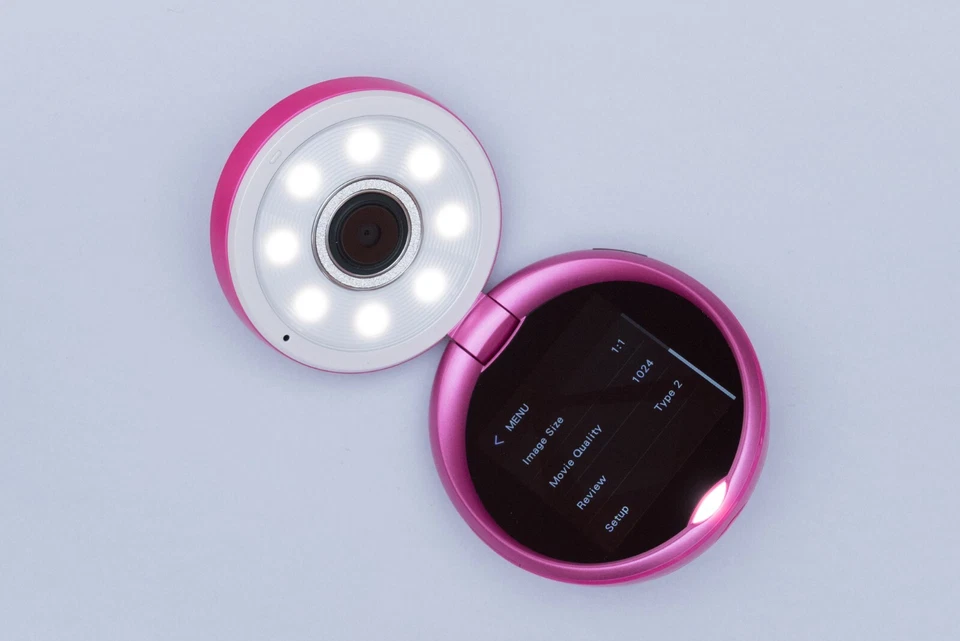 Casio Exilim TR MINI TR-M10 TR-M11 Digital Beauty Camera Pink