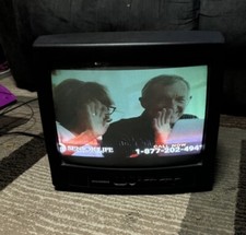 2002 Sylvania 13" Color CRT TV Model SST4132 Retro Gaming Tested No Remote