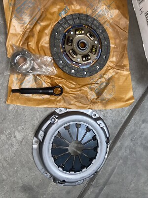 Rhino Pac 04-100 New Clutch Kit For 1987-2001 Fits Metro esteem firefly