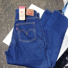 New Women  s Levi  s Wedgie Fit Jeans Size 31 NWT Button Fly 31  Inseam Blue