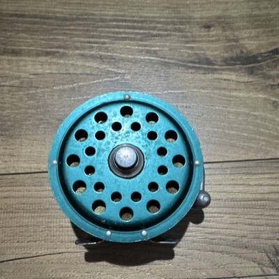 590 fishing reel Redington Field Trout Kit A perfectly balanced outfit comprised of Sages most versatile trout rod weight and length South Bend Condor 590 Graphite