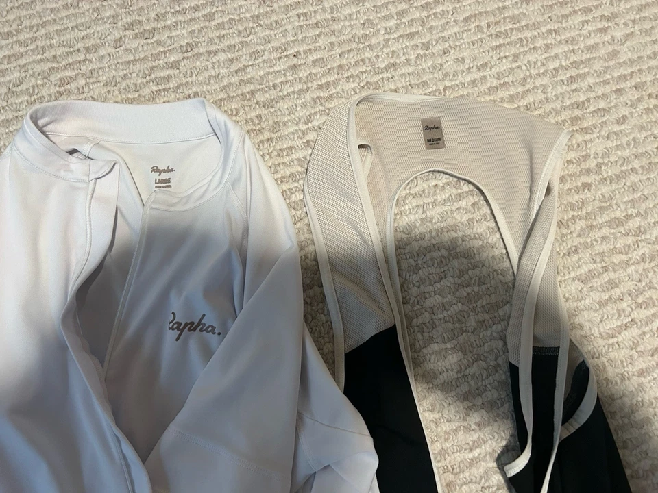 Rapha Men’s Cycling Kit- White Jersey(L), Black Bibs (M), White Capo(M) Socks - Image 2 of 4