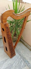 Roosebeck Minstrel Harp 19String w/Full Chelby Levers - Knotwork