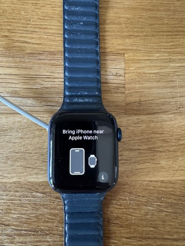 Apple Watch Series 6 44mm Blue Aluminum - Picture 2 of 10