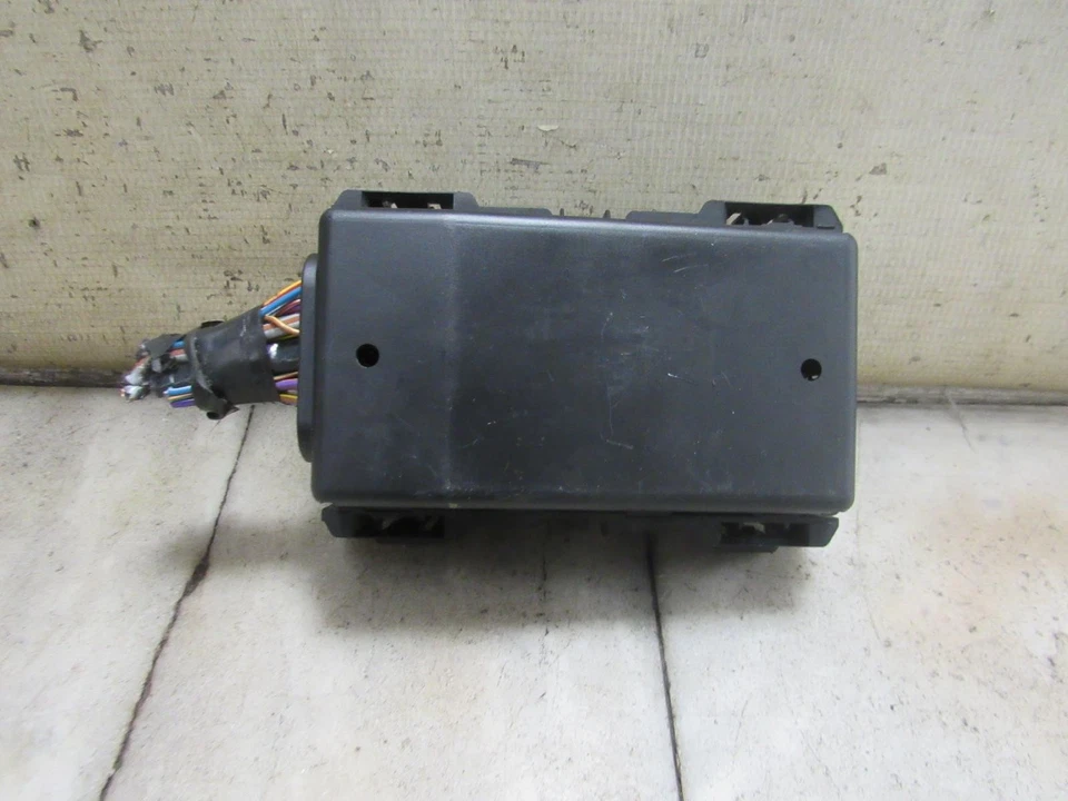 Ford Fiesta 2011 cabina caja de fusibles Foto 2 de 2