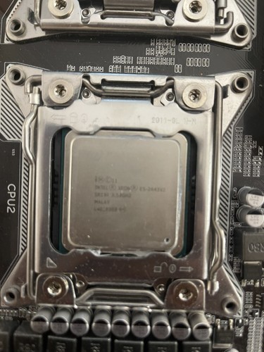 Intel Xeon 6 Core E5-2643v2 3.50ghz SR19X Processor - Picture 2 of 2