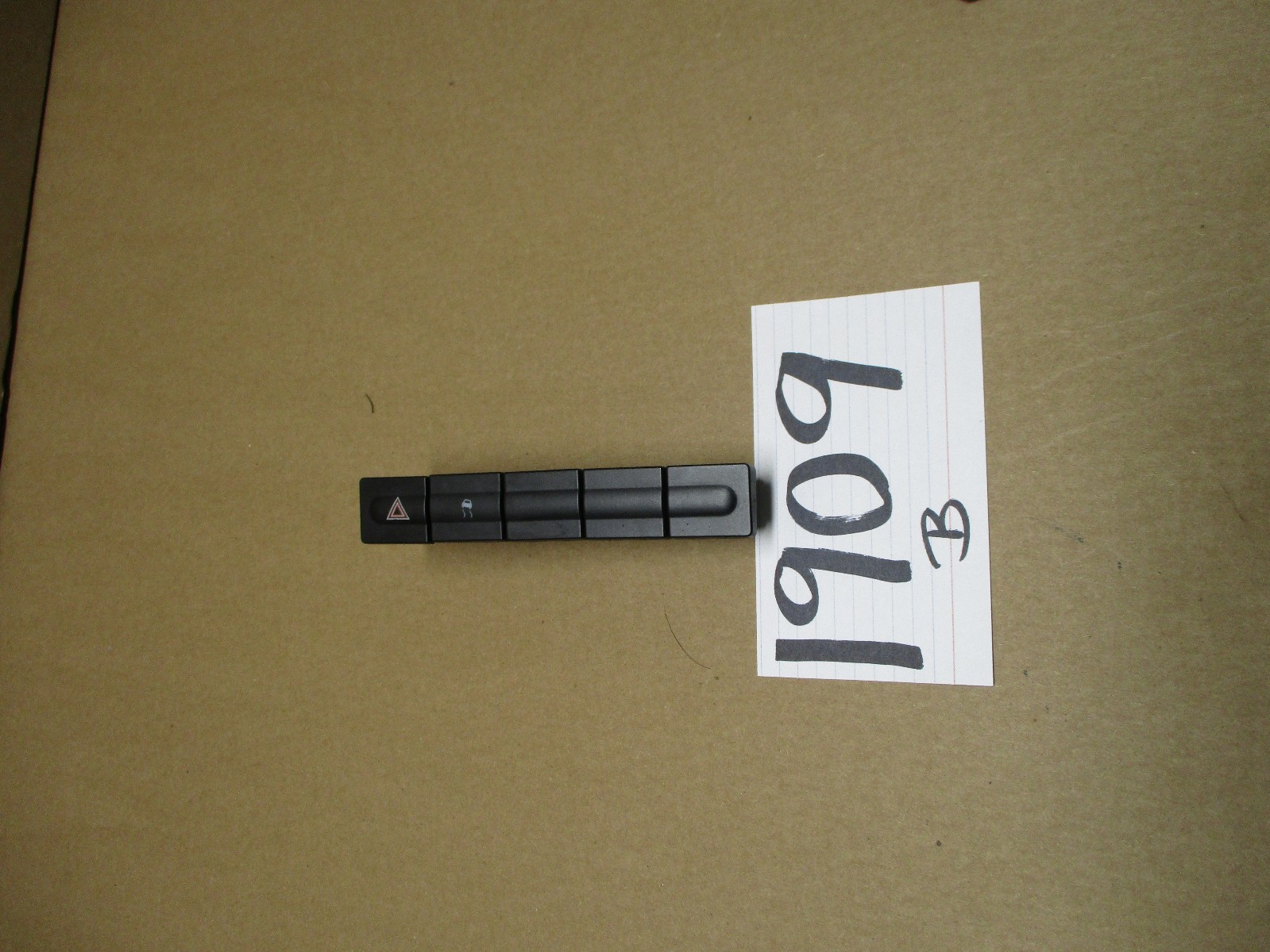 2008 2009 Mercury Sable Hazard Traction Switch Control Power #1909-B