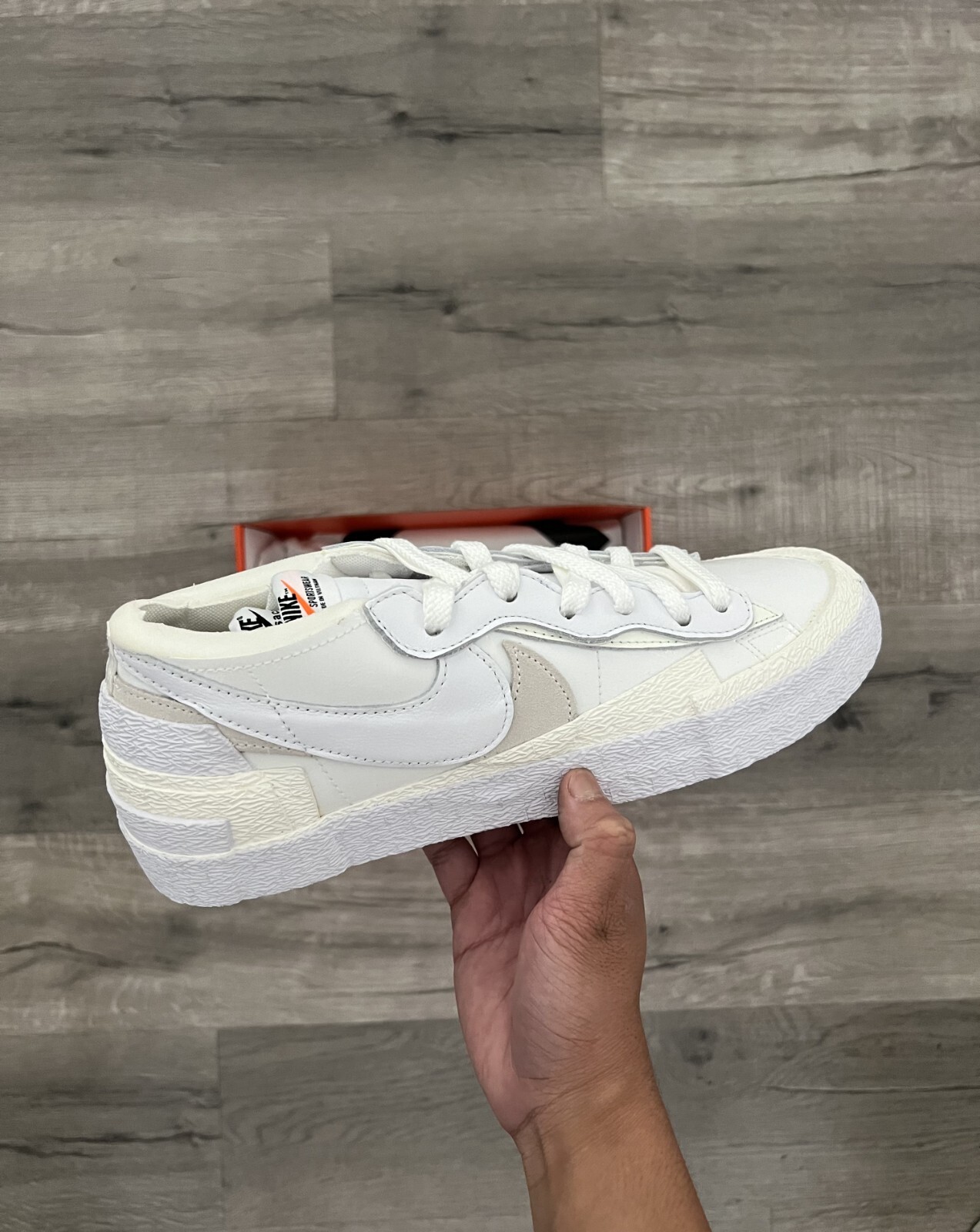 SACAI X NIKE NIKE Sacai x Blazer basso 'White Patent' DM6443 100 *DIVERSE TAGLIE*