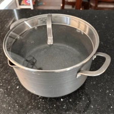 Calphalon classic 7 QT quart Dutch oven pot With strainer lid non-stick 8787