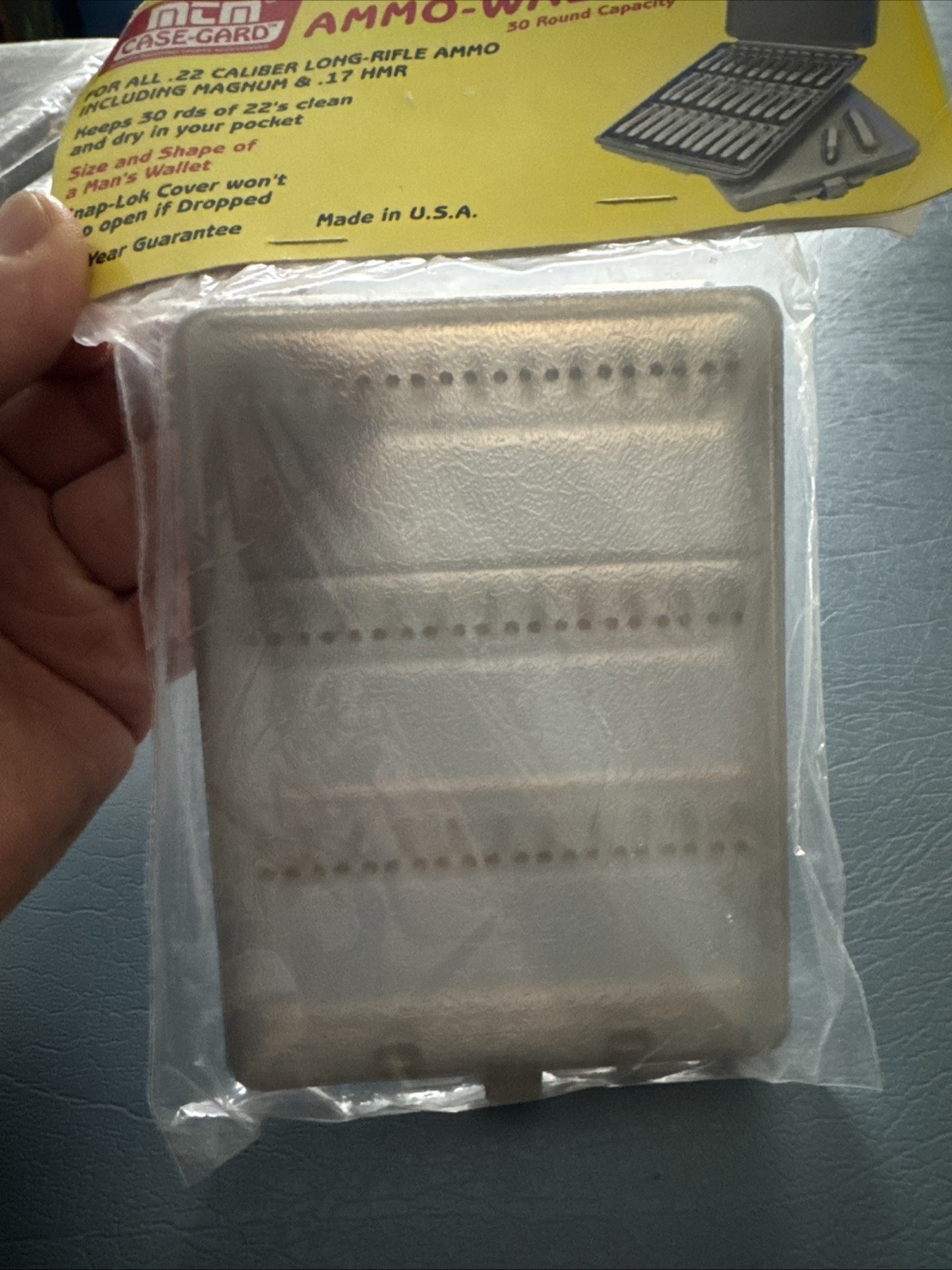 MTM Ammo-Wallet 30 Round 22 Long Rifle 17 HRM Mach 2 Clear Smoke - W302241