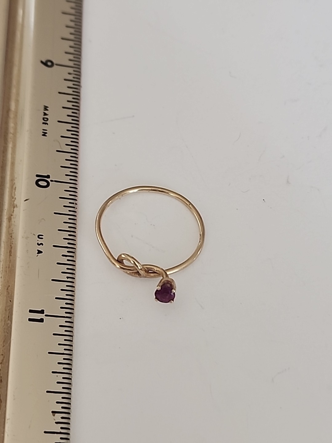 Solid 14k Yellow Gold Ruby Minimalst  Ring Sz 5 1… - image 10