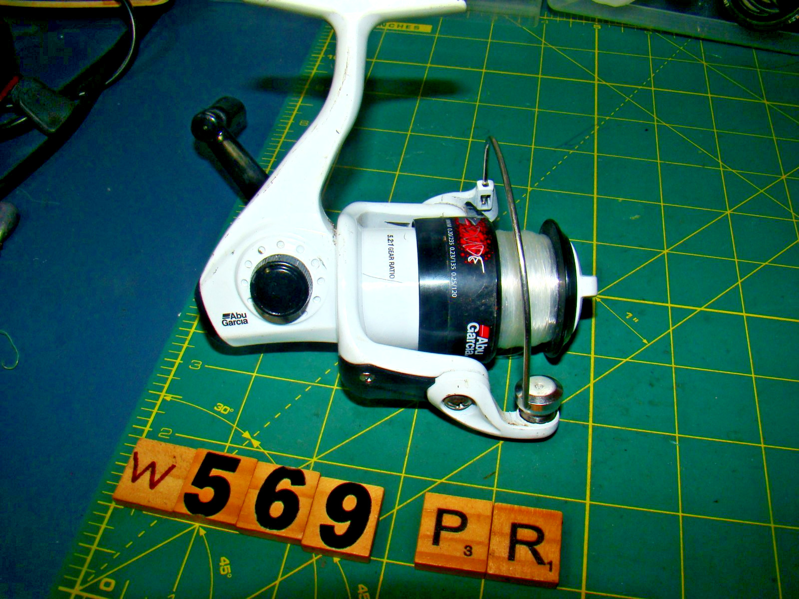 W0569 PR ABU GARCIA IKE 3-30  SPINNING FISHING REEL