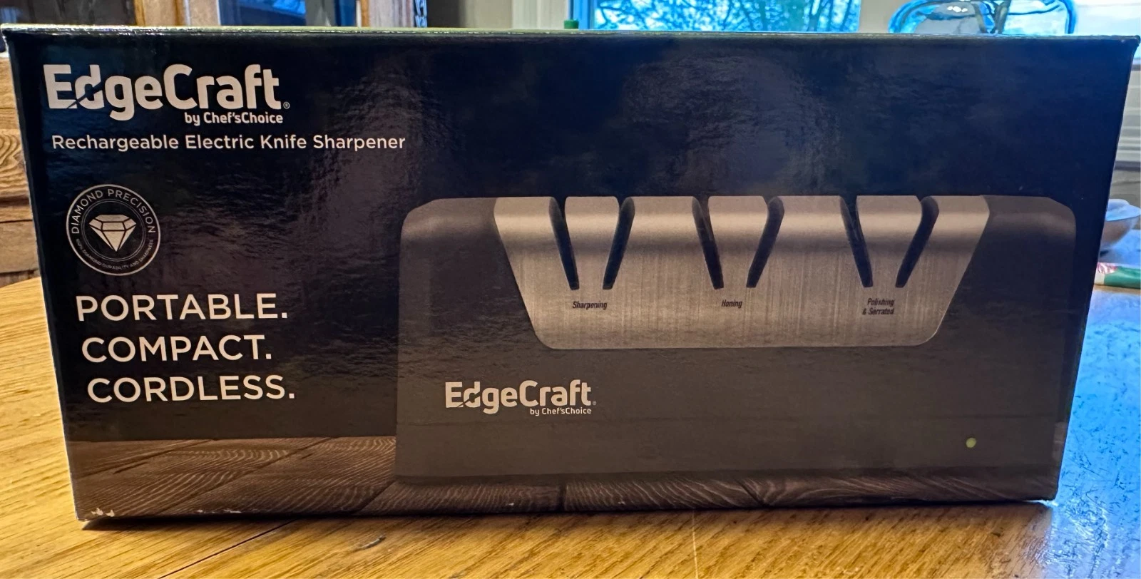 Chef’s Choice EdgeCraft Lithium Ion Portable Knife Sharpener