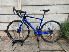 Giant Defy. Advanced Pro 2 2016 Road 