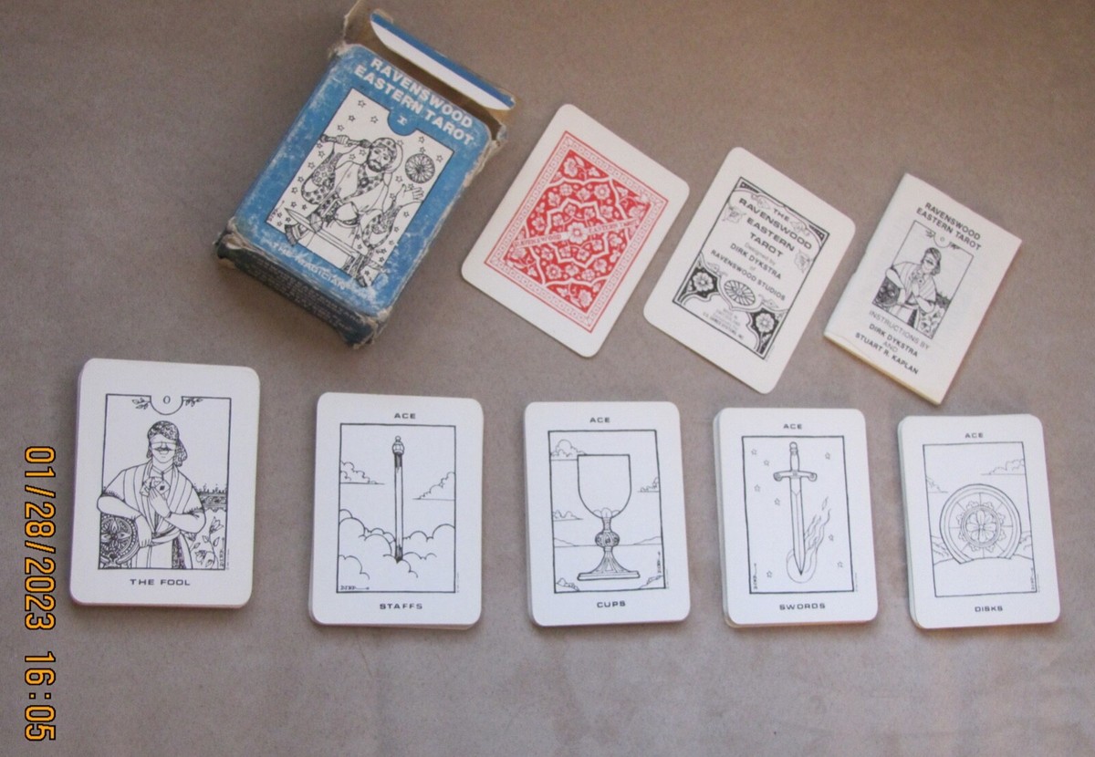 【レア】RAVENSWOOD EASTERN TAROT(未開封) RAVENSWOOD EASTERN TAROT() （vintage tarot decks - lot x 3