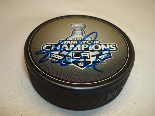 Jarret Stoll Signed Los Angeles Kings 2012 Stanley Cup Champs Hockey Puck 1A - Picture 2 of 2