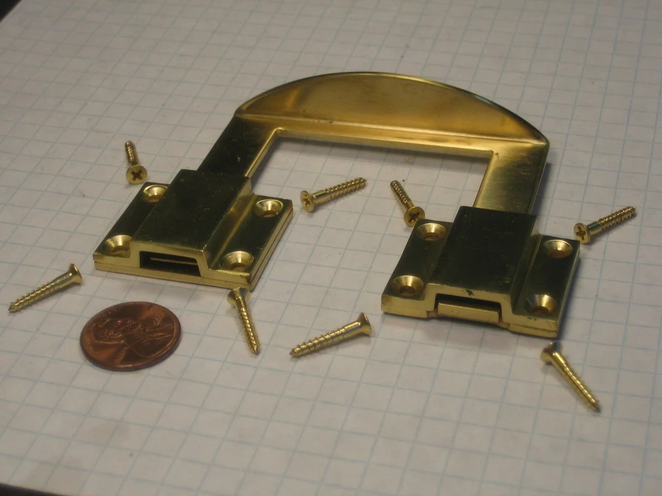 ANTIGUAS CERRADURAS DE HOJA DE MESA PARA MESAS DE EXTENSIÓN, LATÓN MACIZO, PULIDO, CON TORNILLOS Foto 3 de 3