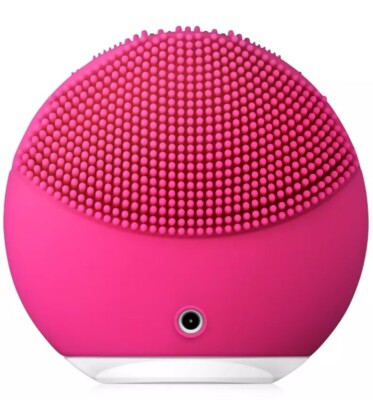 Foreo Luna Mini 2 Sonic Facial Cleansing Device ( Fuchsia ) Brand New w/ Case